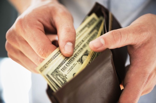 حداقل حقوق سال ۱۴۰۵ چقدر است؟ | جدول حقوق، مزایا و مالیات + تحلیل کامل | لیموتکس - عکس